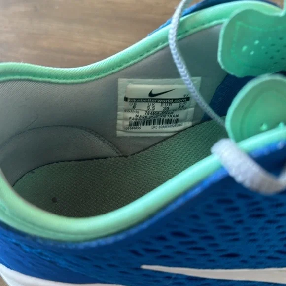 NIKE Training Zoom Fit Soar Blue | Women’s 8 | Vented Mesh Flex Fit - Picture 8 of 8
